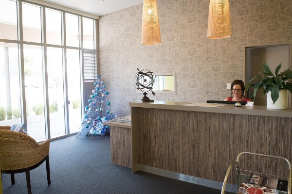Navigate Seaside Hotel (Westshore)
